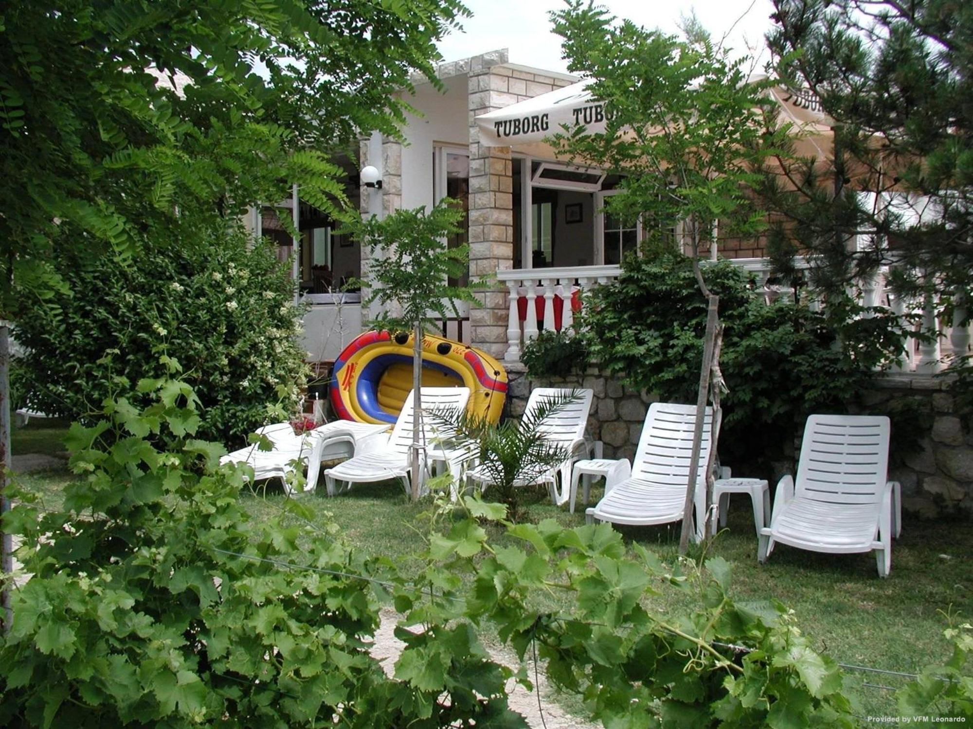 Tonino House *